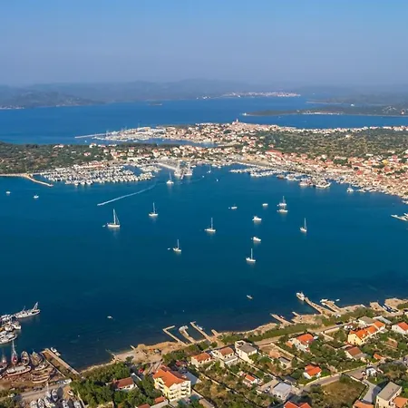 In With Sea View, Balcony, Air Conditioning, Wifi Apartment