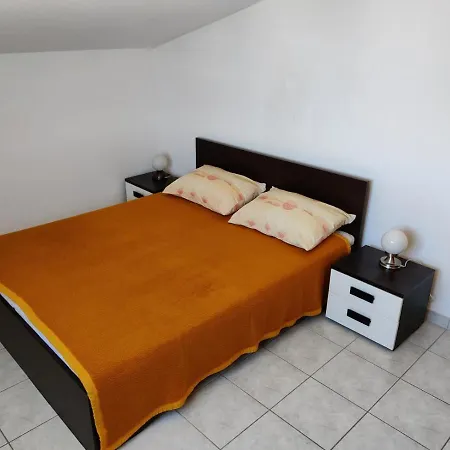 In With Sea View, Balcony, Air Conditioning, Wifi